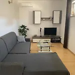 Apartment Ban *