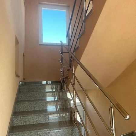 Ban * Galižana